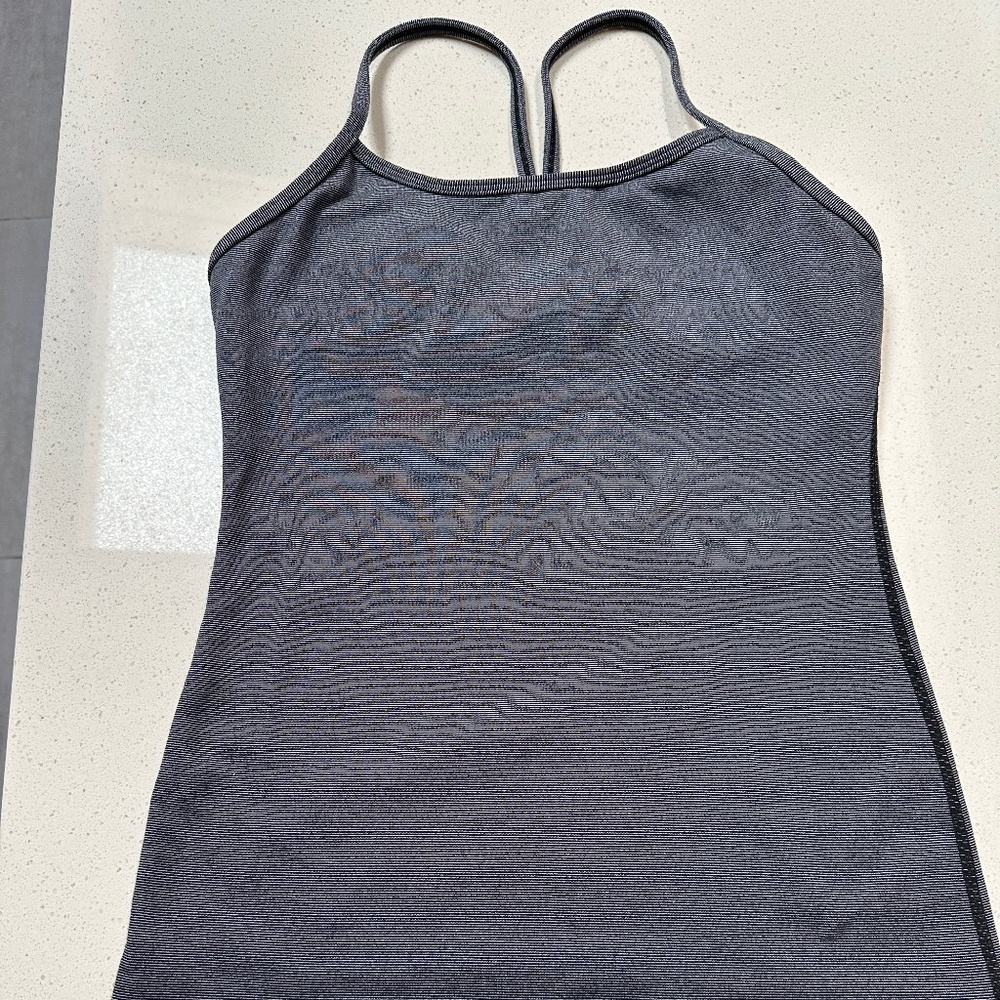 LULULEMON athletica tank